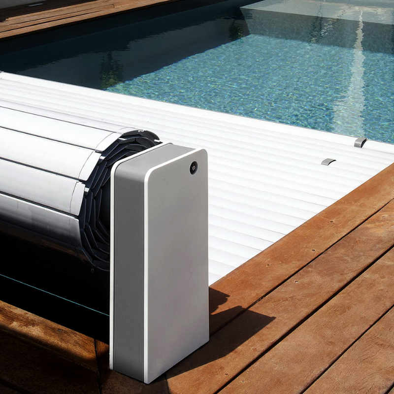 Cubierta de lamas de pvc elevada Sveltea 8x4 + instalación